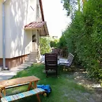 Rigó Apartman *